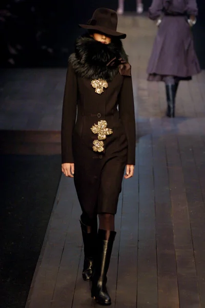 Look 2